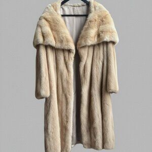 Vintage Full-Length Genuine Fur Coat – Natural Blonde – Shawl Collar